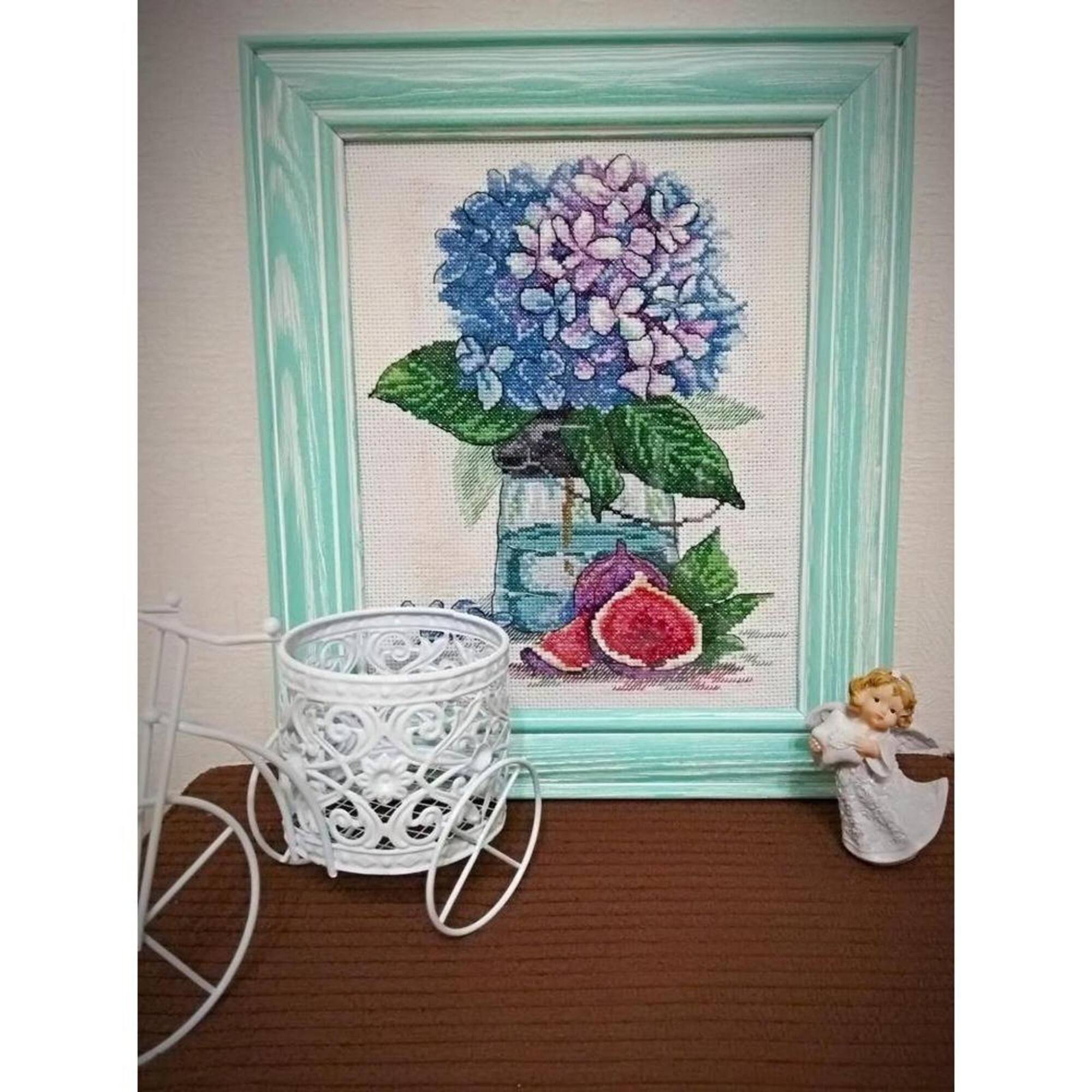 MP Studia Hydrangea Cross Stitch Kit